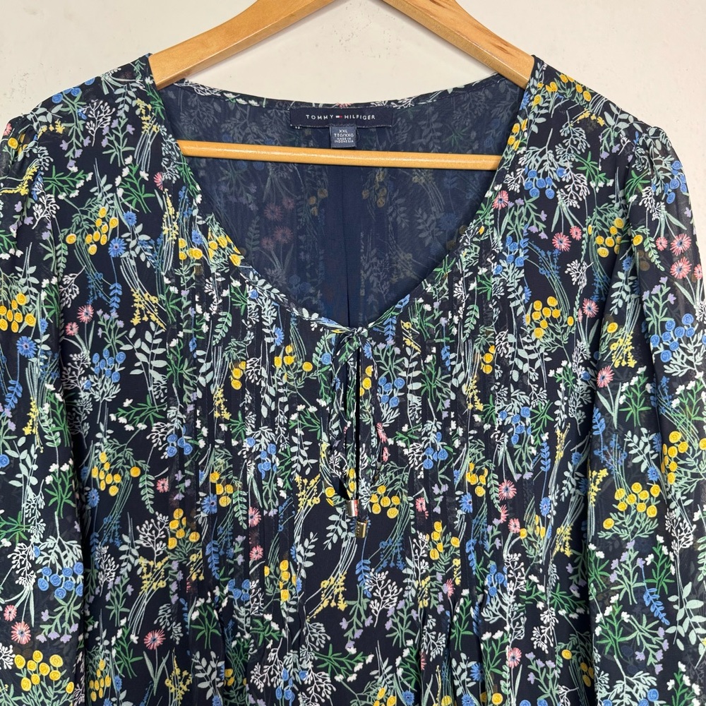Tommy Hilfiger Navy Floral Print Blouse Women’s Size XXL - Picture 4 of 8